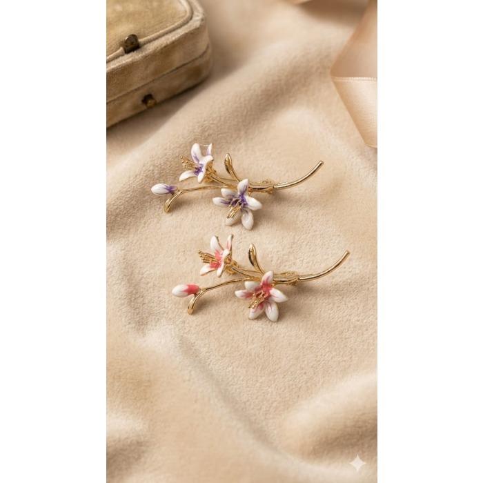 MARGOT Çiçek Motifli Broş