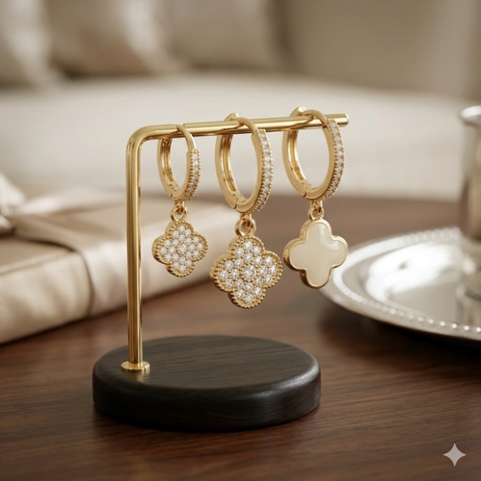 GITA Üçlü Yonca Küpe Seti